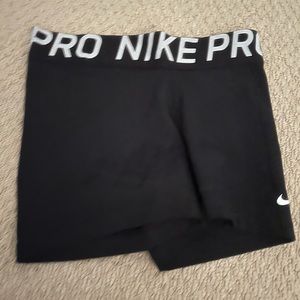 Womens Nike pros!